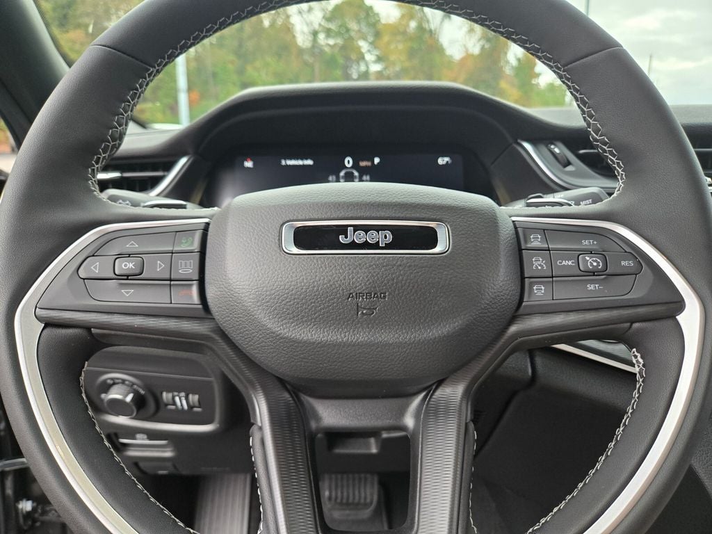 2025 Jeep Grand Cherokee GRAND CHEROKEE L ALTITUDE X 4X4