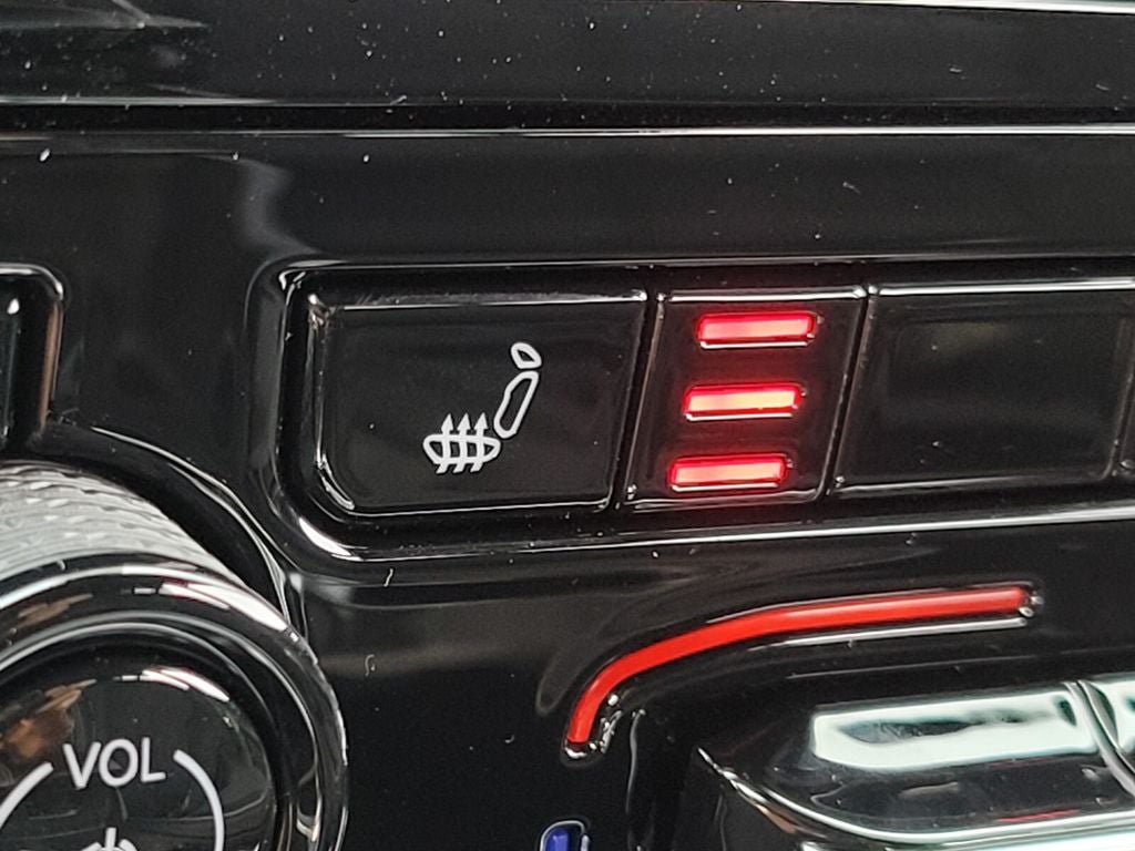 2025 Jeep Grand Cherokee GRAND CHEROKEE L LAREDO X 4X4