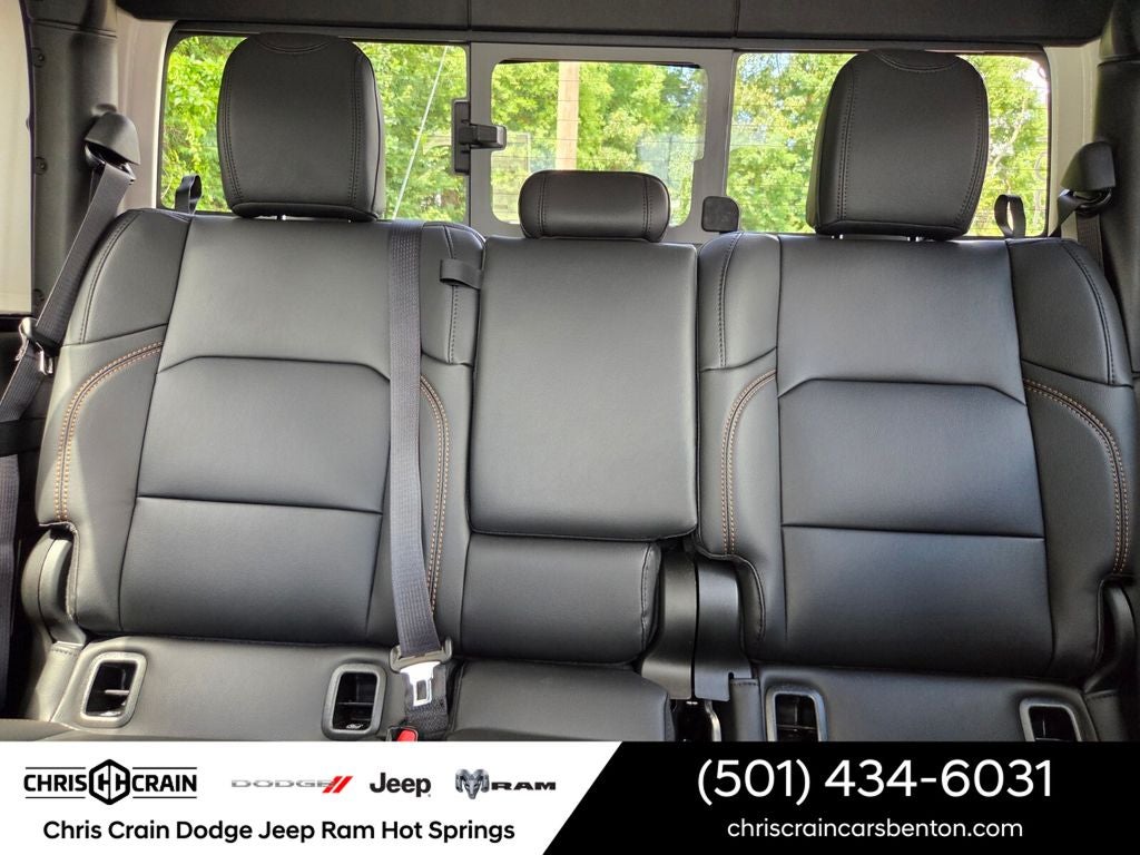 2026 Jeep Gladiator GLADIATOR SAHARA 4X4