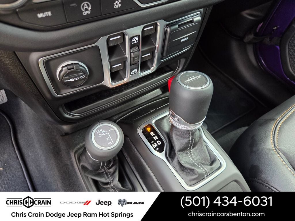 2026 Jeep Gladiator GLADIATOR SAHARA 4X4