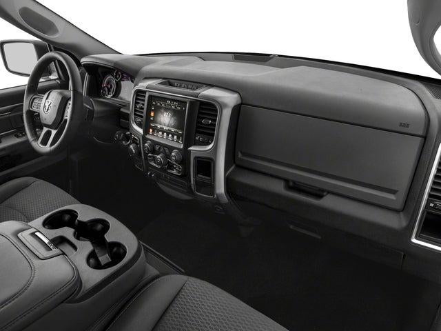 2017 RAM 1500 Big Horn Crew Cab 4x4 5'7' Box