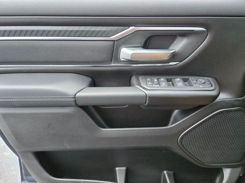 2025 RAM Ram 1500 RAM 1500 BIG HORN CREW CAB 4X4 5'7' BOX