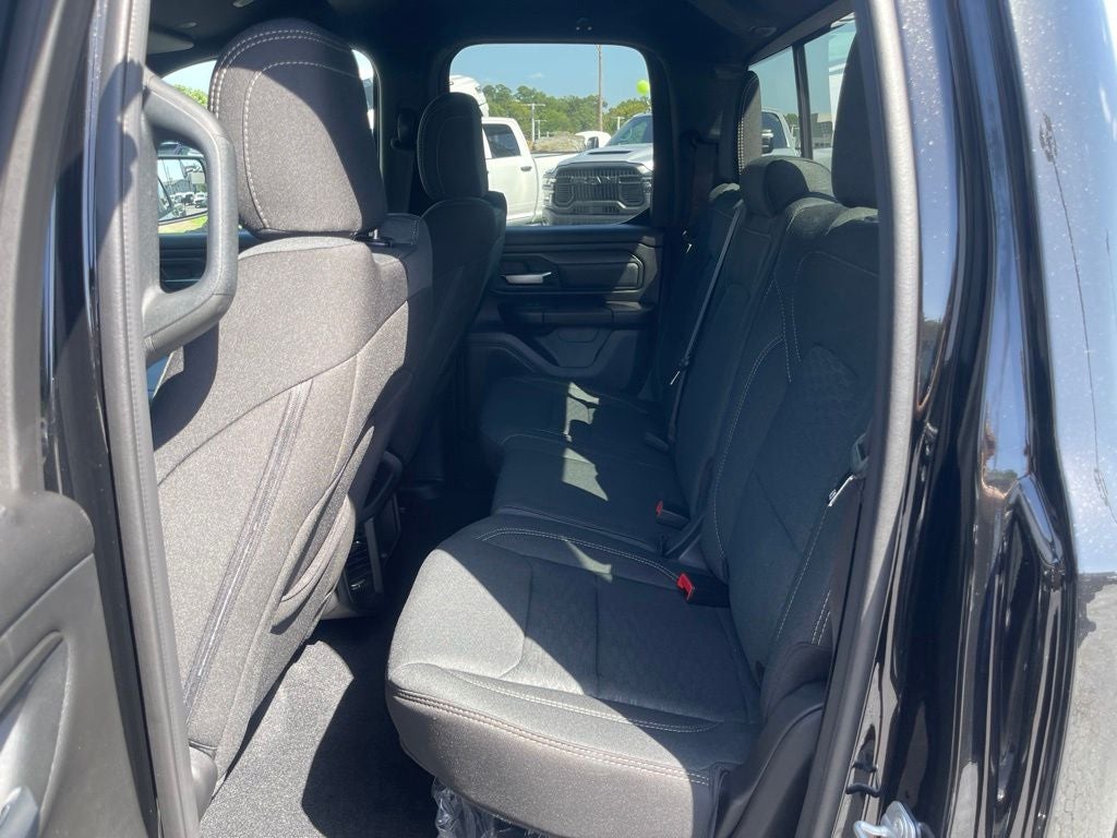 2026 RAM 1500 RAM 1500 TRADESMAN QUAD CAB 4X4 6'4' BOX