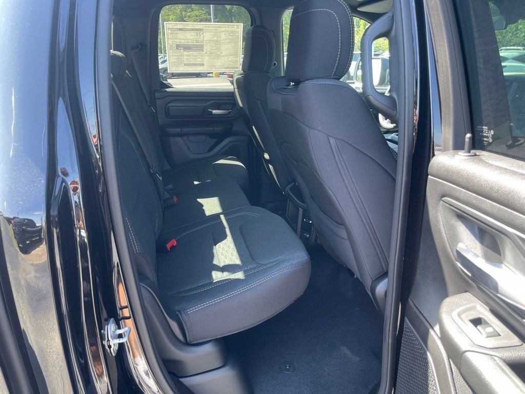 2026 RAM 1500 RAM 1500 TRADESMAN QUAD CAB 4X4 6'4' BOX