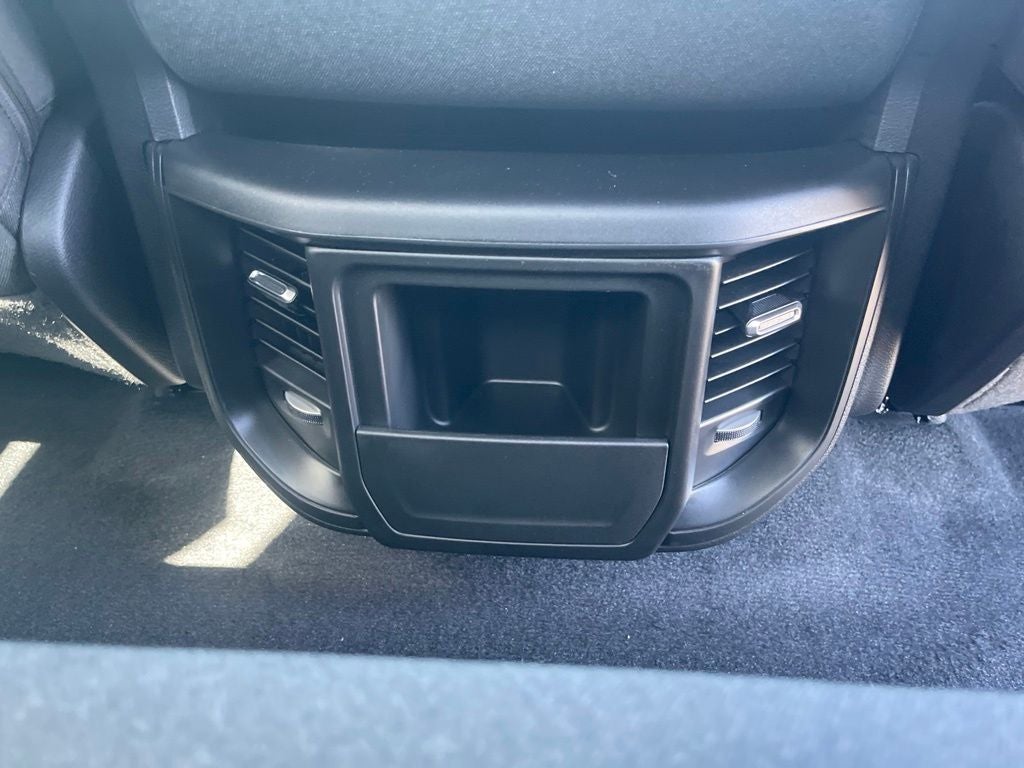 2026 RAM 1500 RAM 1500 TRADESMAN QUAD CAB 4X4 6'4' BOX
