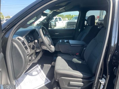 2026 RAM 1500 RAM 1500 TRADESMAN QUAD CAB 4X4 6'4' BOX