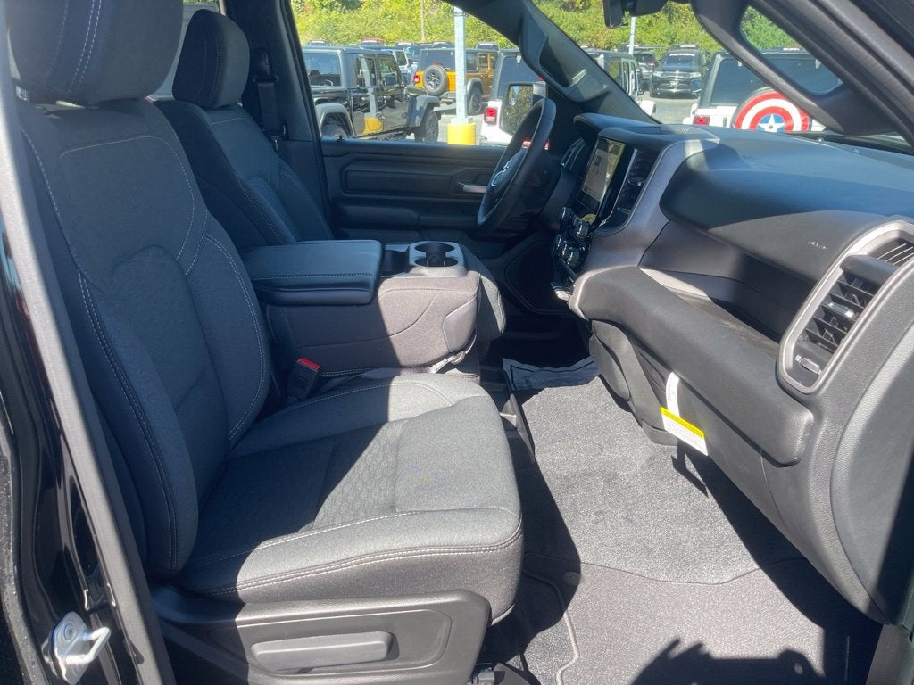 2026 RAM Ram 1500 RAM 1500 TRADESMAN QUAD CAB 4X4 6'4' BOX