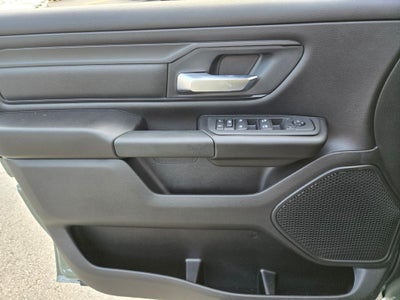 2026 RAM Ram 1500 RAM 1500 TRADESMAN CREW CAB 4X4 5'7' BOX