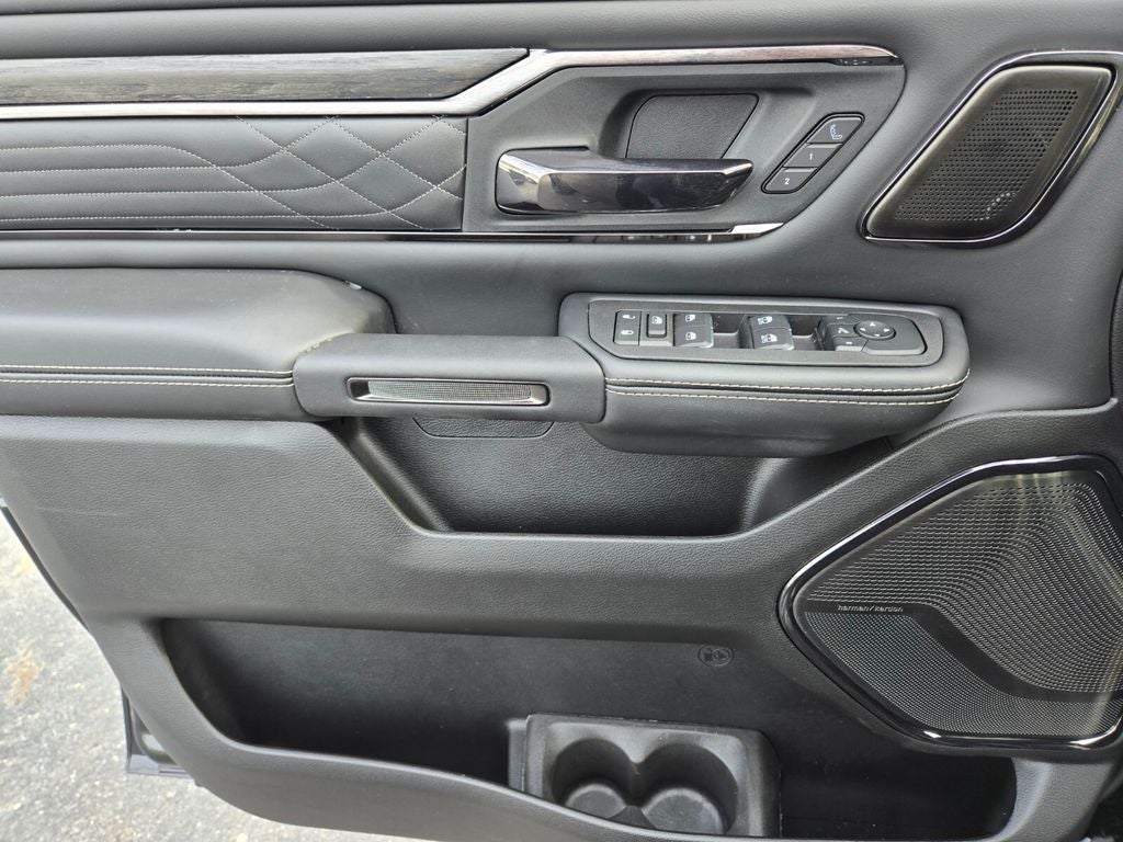 2026 RAM 1500 RAM 1500 LIMITED CREW CAB 4X4 5'7' BOX
