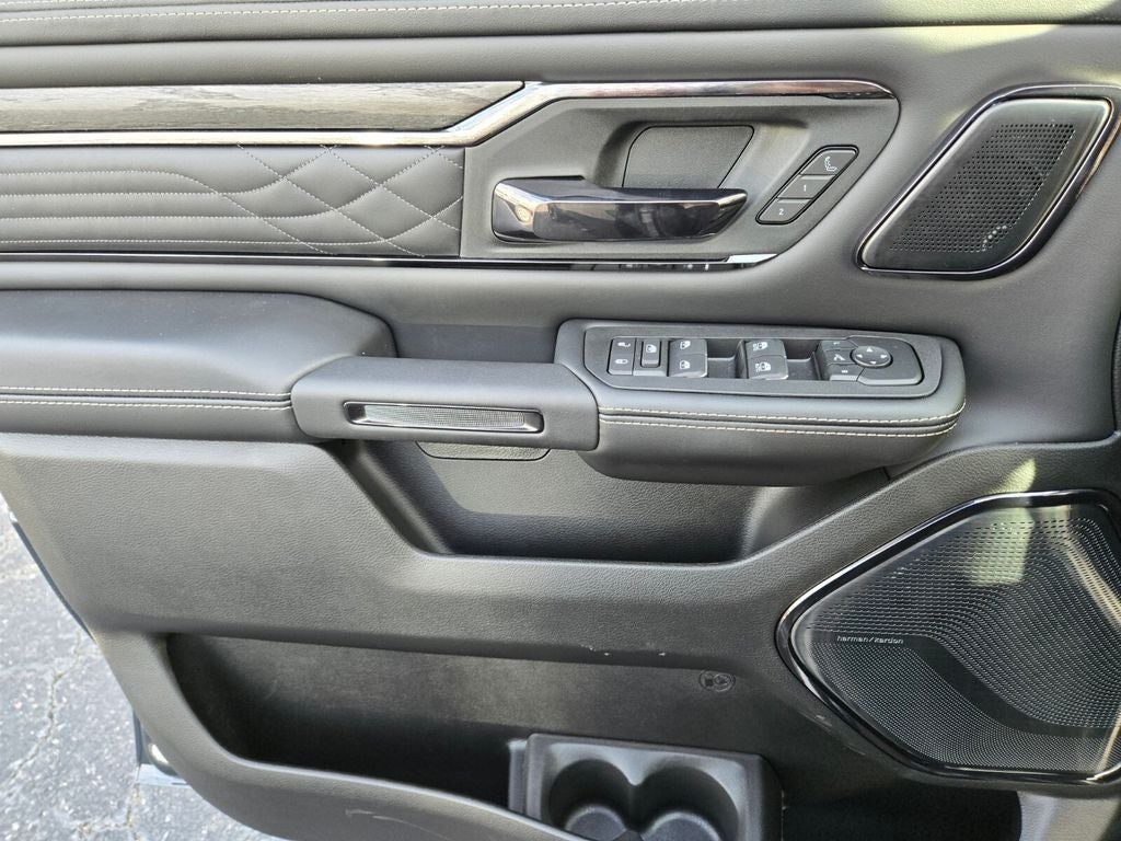 2026 RAM Ram 1500 RAM 1500 LIMITED CREW CAB 4X4 5'7' BOX