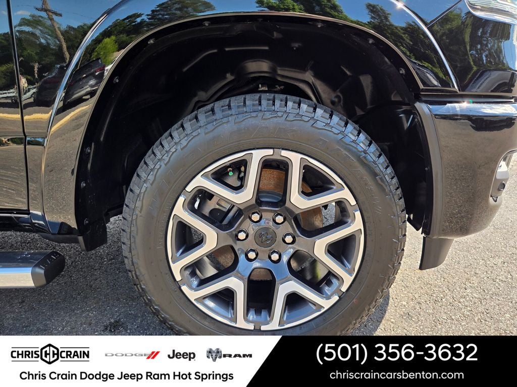 2026 RAM 1500 Laramie Crew Cab 4x4 5'7' Box