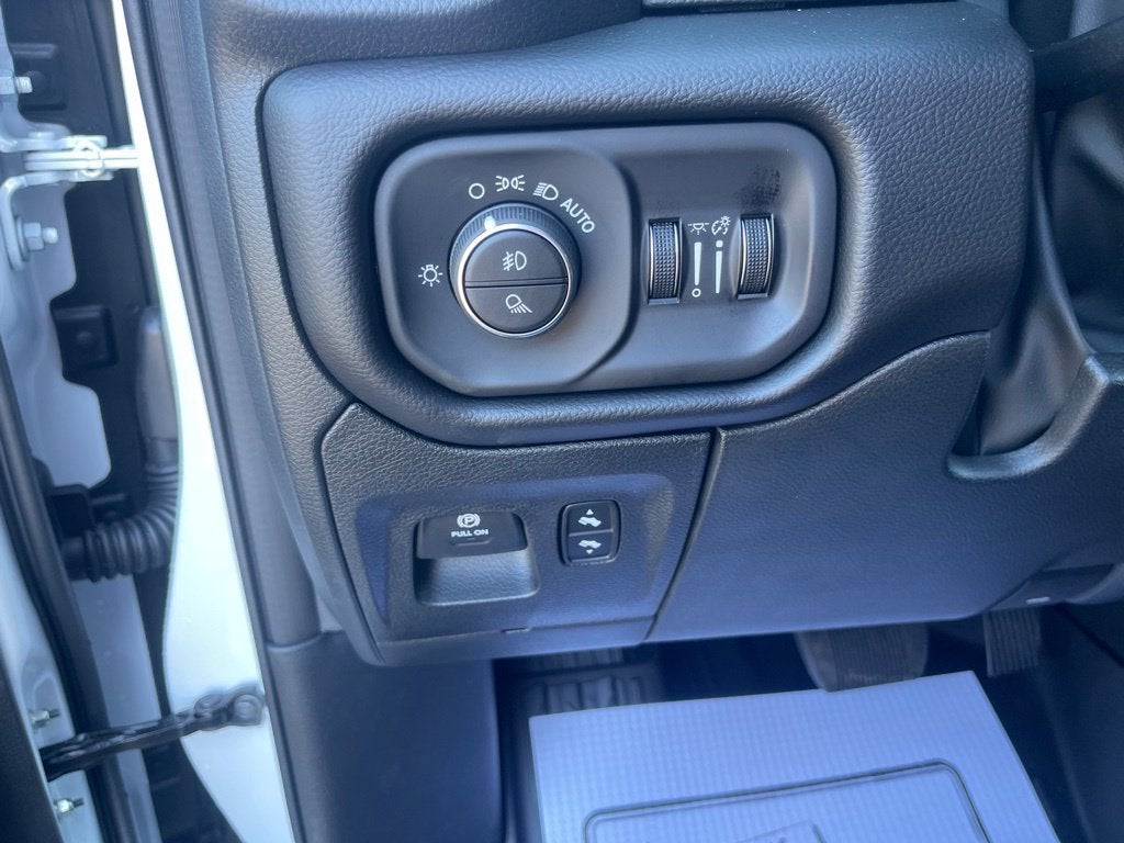 2027 RAM Ram 1500 RAM 1500 LARAMIE CREW CAB 4X4 5'7' BOX