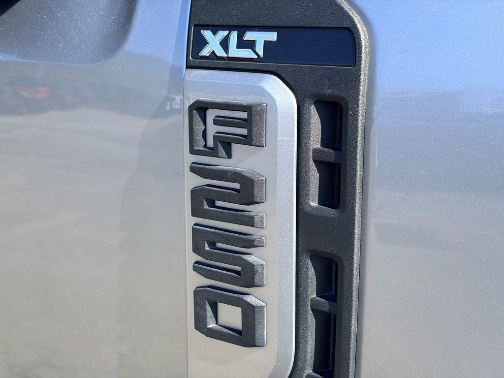 2023 Ford F-250 XLT
