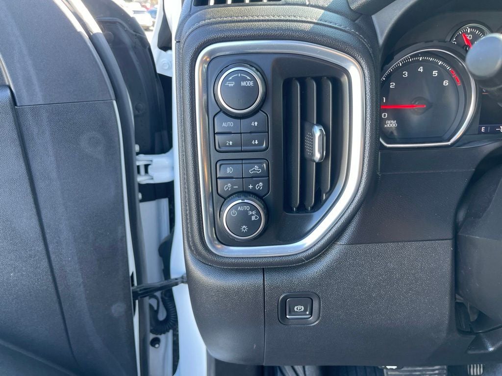 2021 Chevrolet Silverado 1500 4WD Crew Cab Short Bed LT Trail Boss