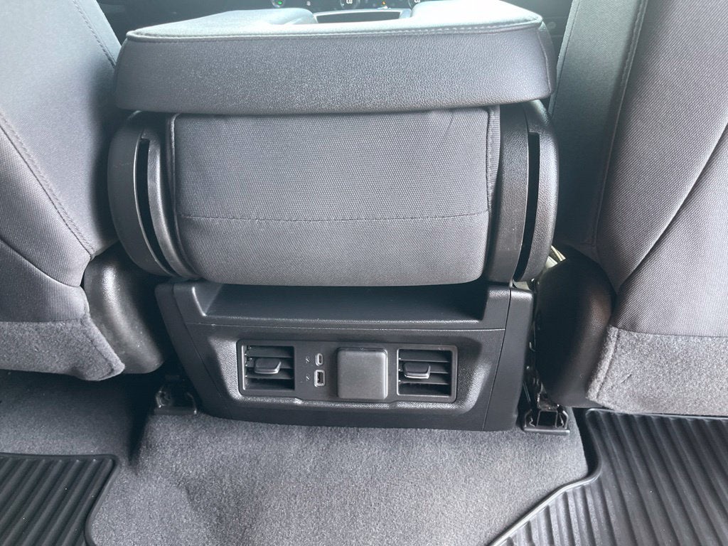 2026 Chevrolet Silverado 1500 4WD Crew Cab Standard Bed LT