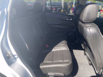 2023 GMC Acadia FWD Denali