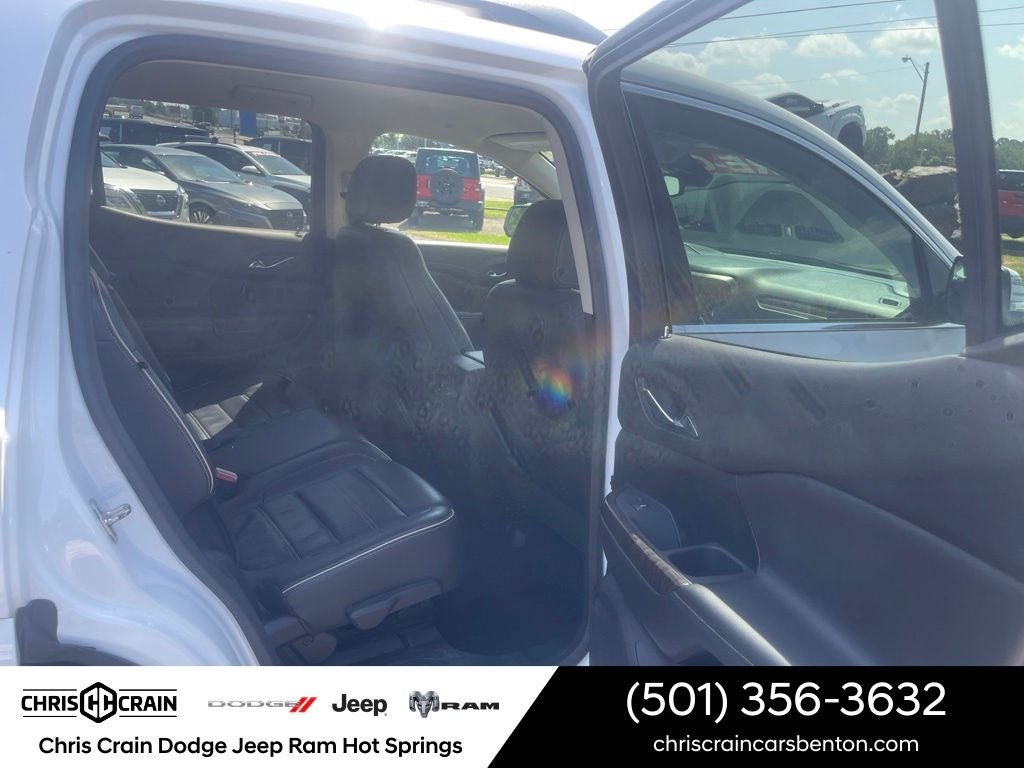2023 GMC Acadia FWD Denali