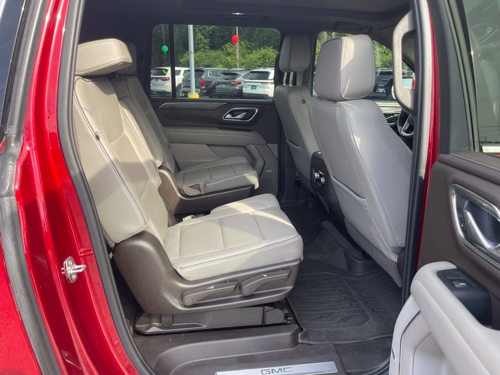 2021 GMC Yukon XL 4WD SLT
