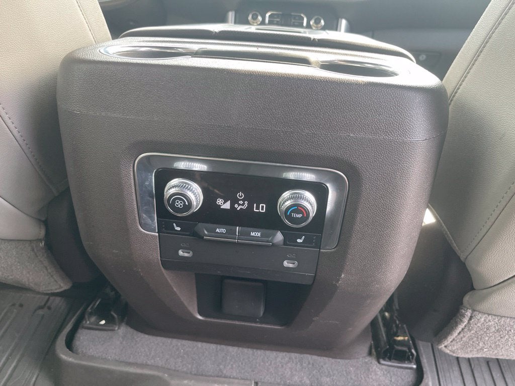 2021 GMC Yukon XL 4WD SLT