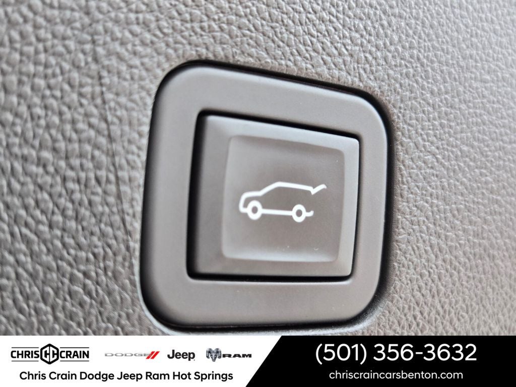 2024 Chevrolet Suburban 4WD RST