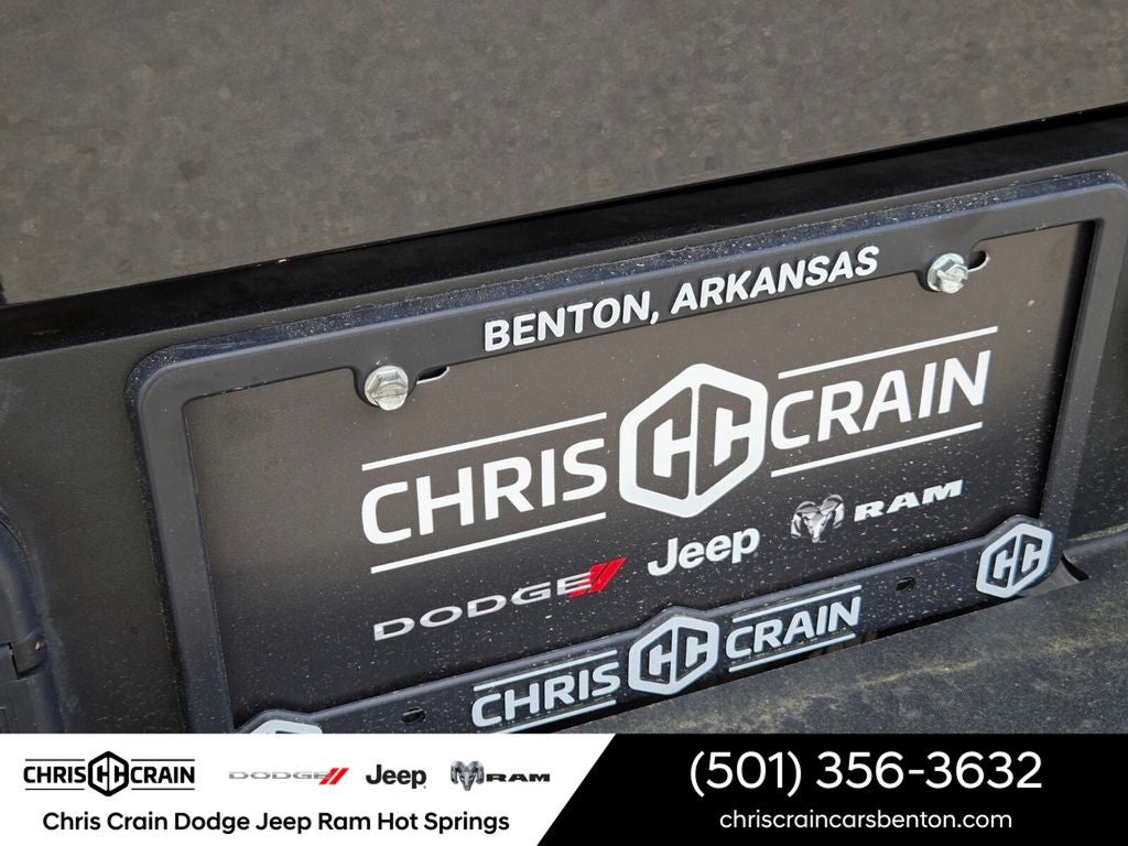 2025 GMC Sierra 1500 4WD Crew Cab Short Box SLT