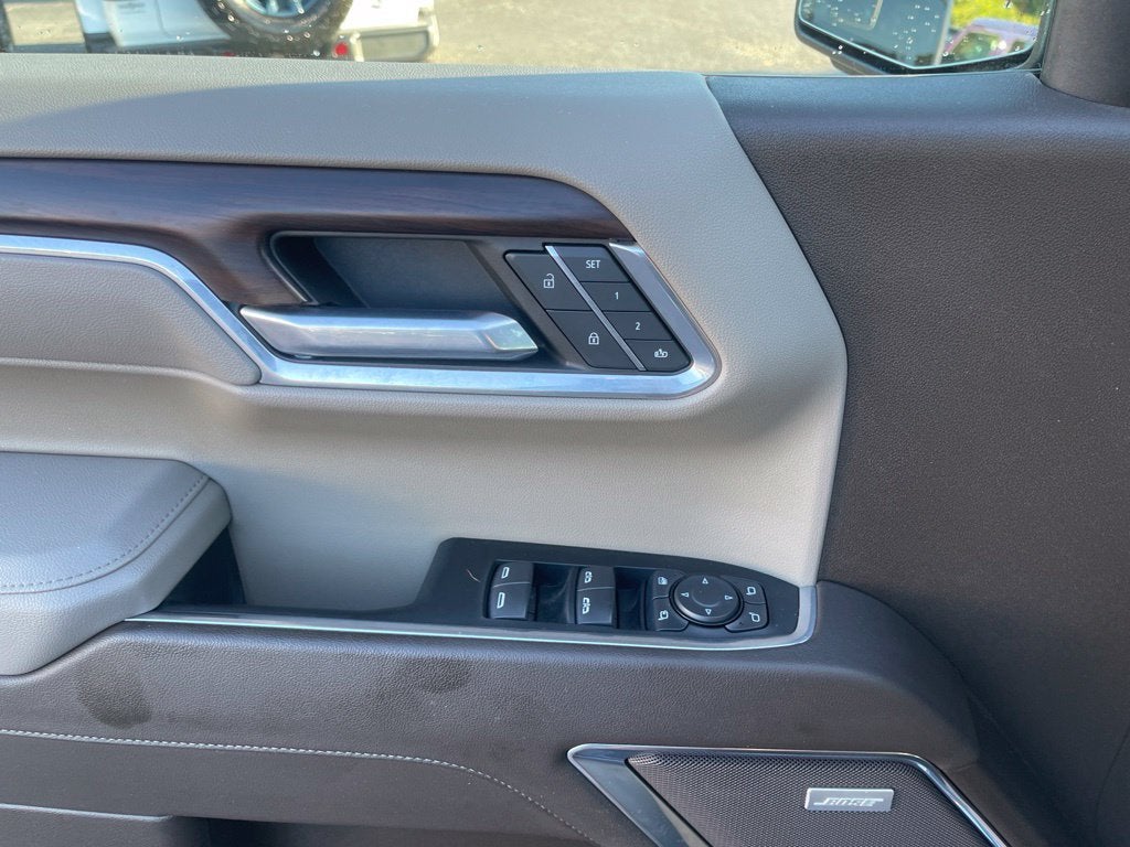 2024 GMC Sierra 1500 4WD Crew Cab Short Box SLT