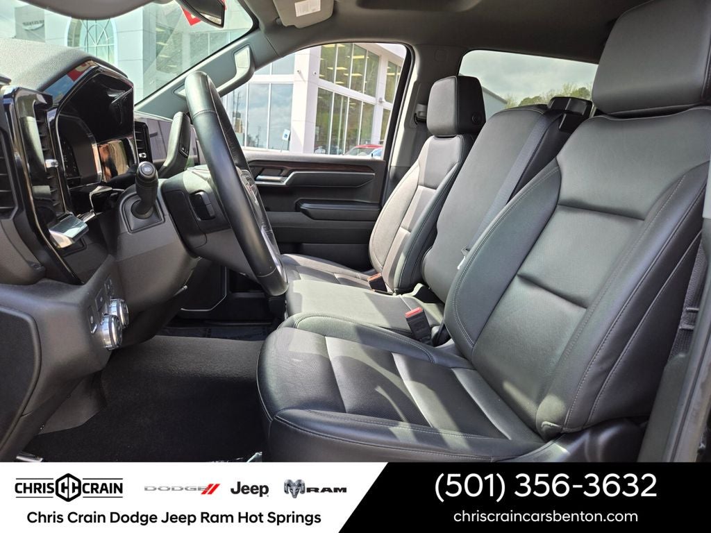 2025 GMC Sierra 1500 4WD Crew Cab Short Box SLT