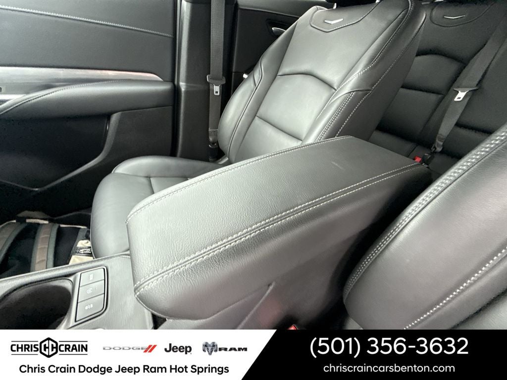2025 Cadillac XT4 FWD Premium Luxury