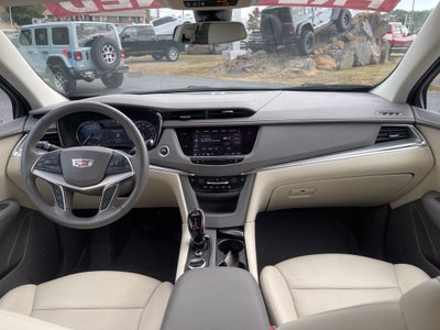 2022 Cadillac XT5 FWD Premium Luxury
