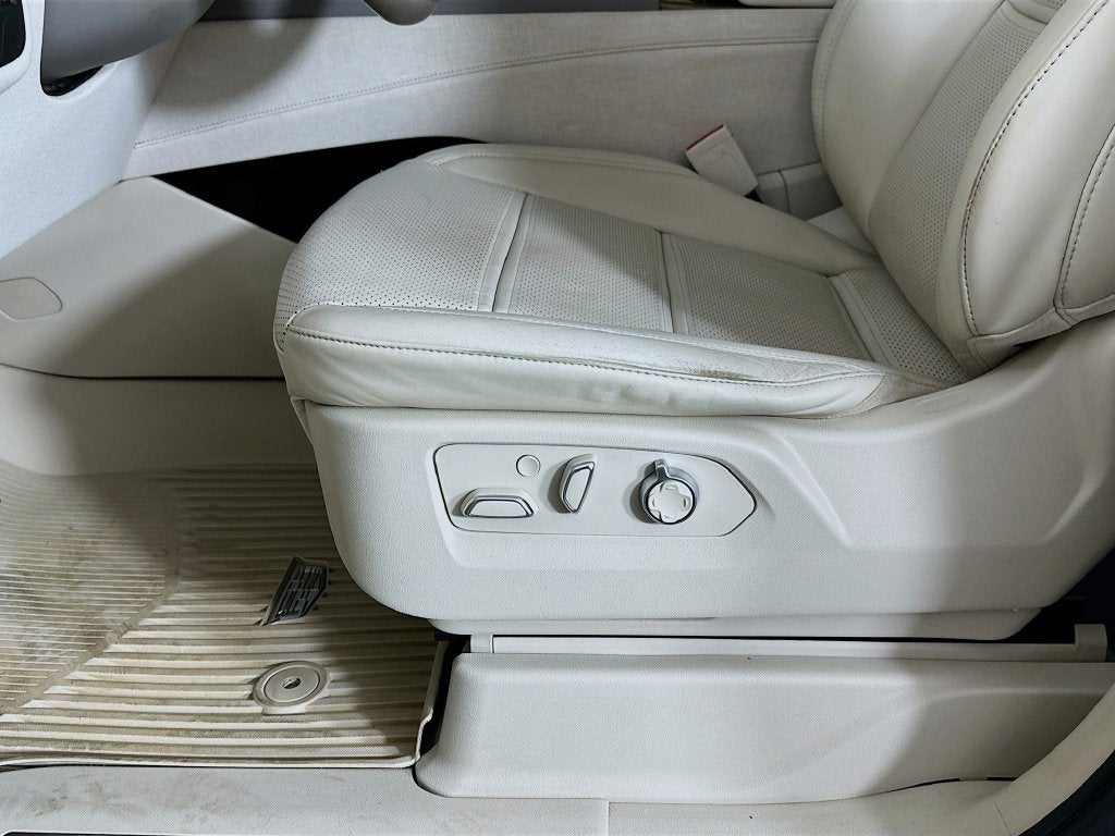 2023 Cadillac Escalade 4WD Sport Platinum