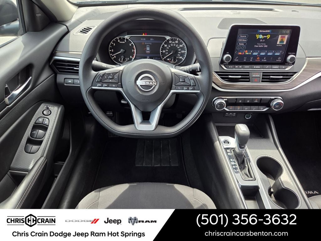 2025 Nissan Altima SV FWD