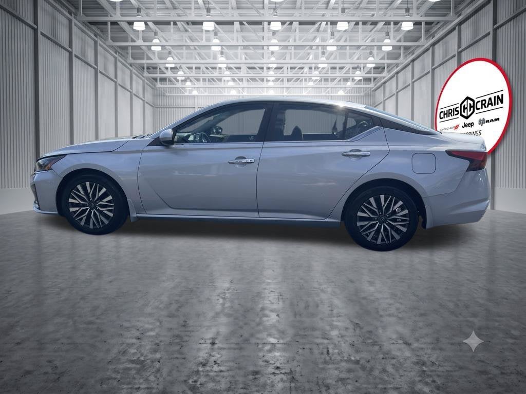 2023 Nissan Altima SV FWD