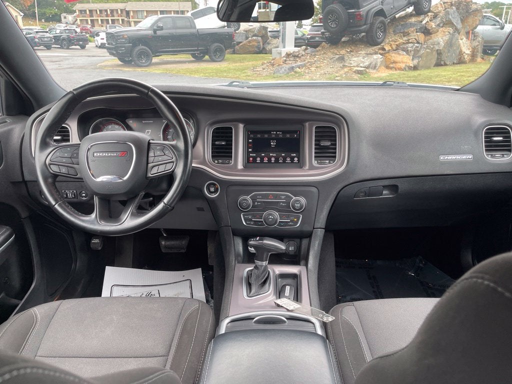 2022 Dodge Charger SXT RWD