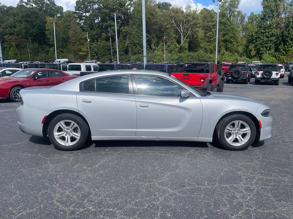 2022 Dodge Charger SXT RWD