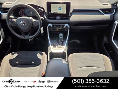 2023 Toyota RAV4 LE