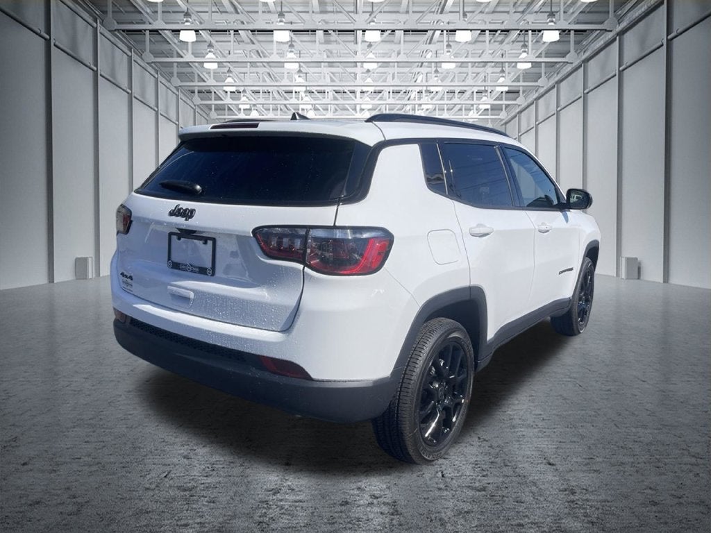 2027 Jeep Compass COMPASS LATITUDE ALTITUDE 4X4