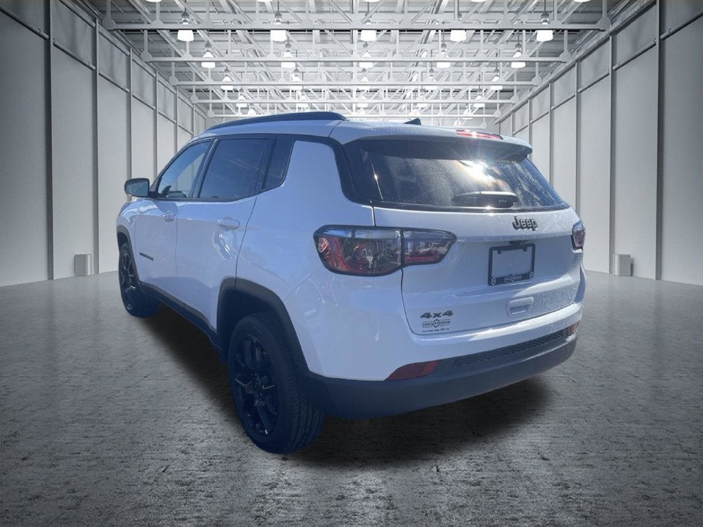 2027 Jeep Compass COMPASS LATITUDE ALTITUDE 4X4