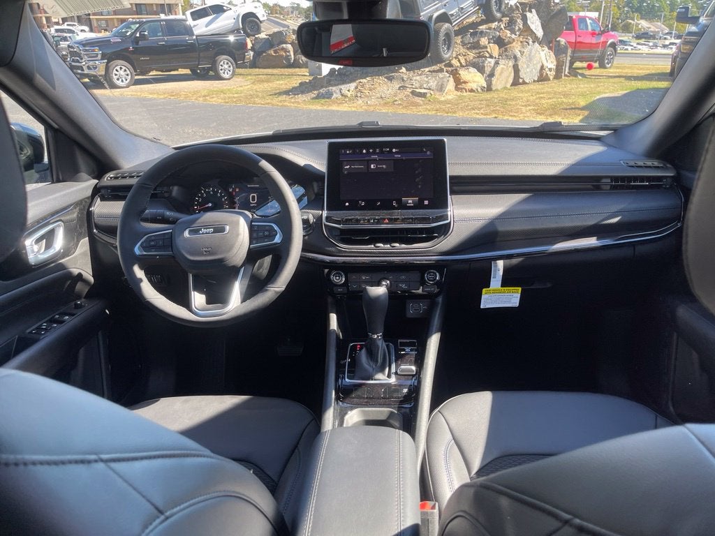 2027 Jeep Compass COMPASS LATITUDE ALTITUDE 4X4