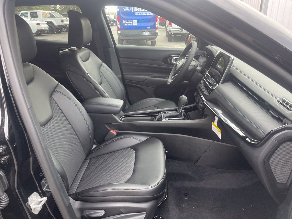 2027 Jeep Compass COMPASS LATITUDE ALTITUDE 4X4