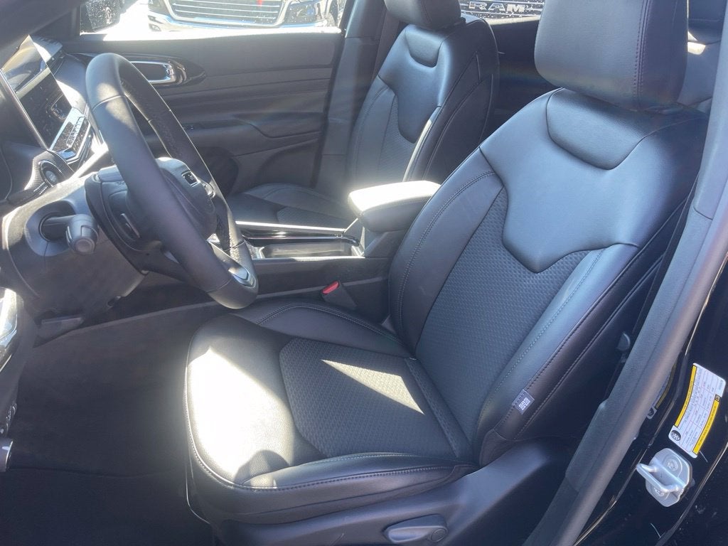 2027 Jeep Compass COMPASS LATITUDE ALTITUDE 4X4