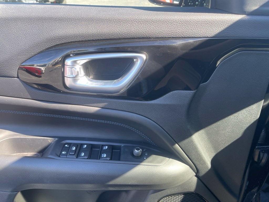 2027 Jeep Compass COMPASS LATITUDE ALTITUDE 4X4