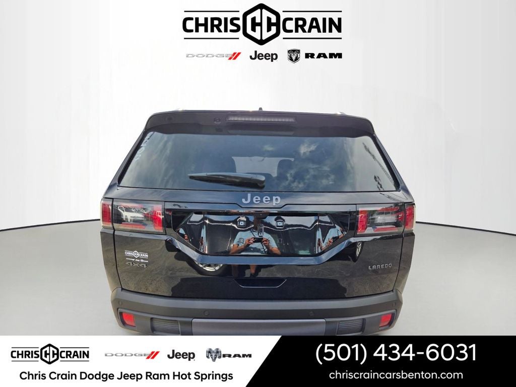 2026 Jeep Cherokee CHEROKEE LAREDO 4X4