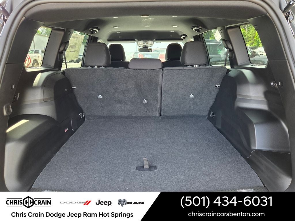 2026 Jeep Cherokee CHEROKEE LAREDO 4X4