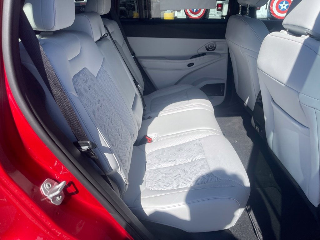 2027 Jeep Cherokee CHEROKEE OVERLAND 4X4