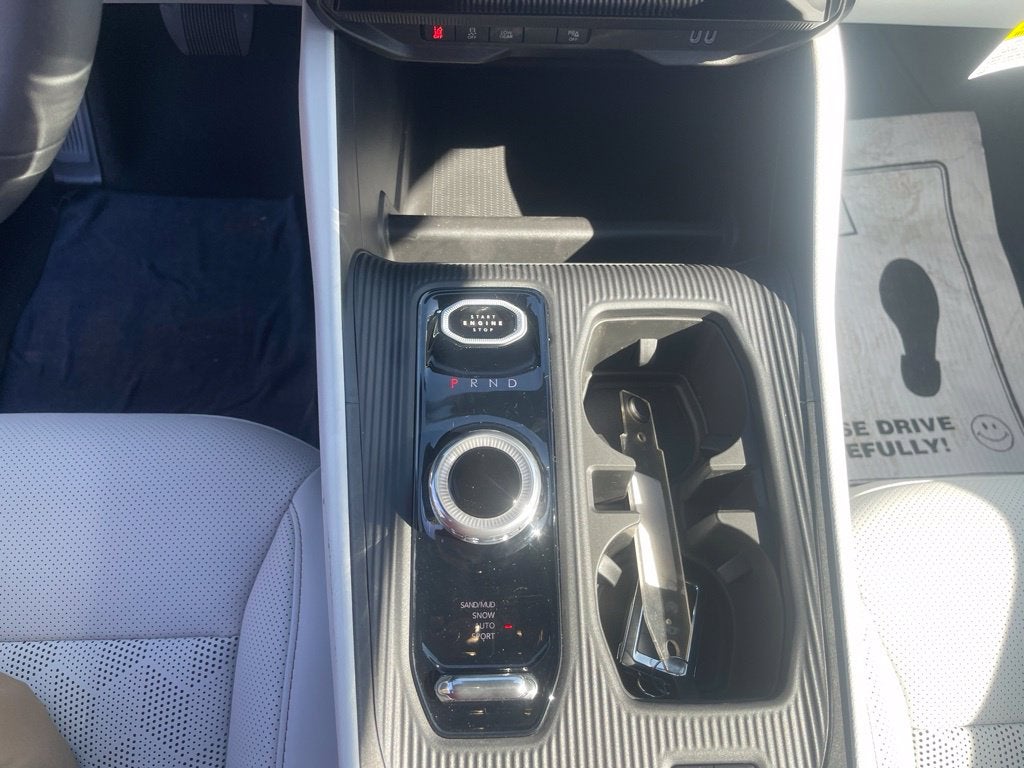 2027 Jeep Cherokee CHEROKEE OVERLAND 4X4