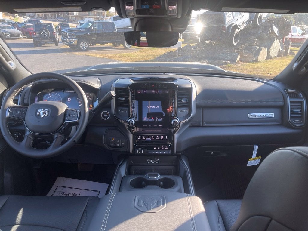 2027 RAM Ram 2500 RAM 2500 REBEL CREW CAB 4X4 6'4' BOX