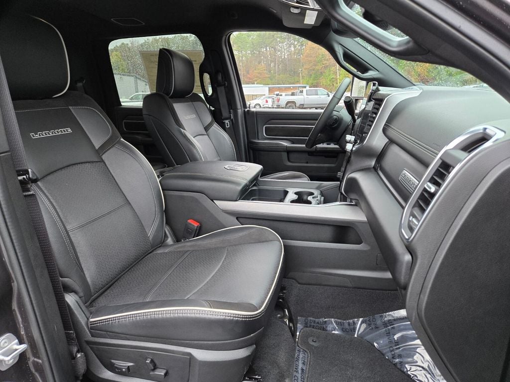 2025 RAM 2500 Laramie Crew Cab 4x4 6'4' Box