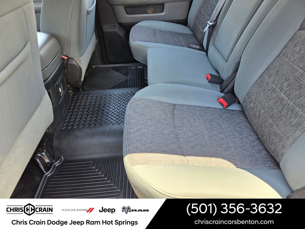 2017 RAM 1500 Big Horn Crew Cab 4x4 5'7' Box