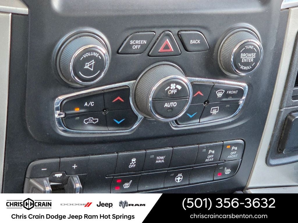 2017 RAM 1500 Big Horn Crew Cab 4x4 5'7' Box