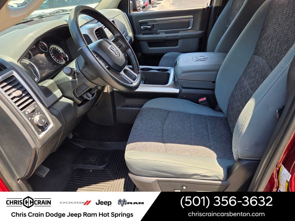 2017 RAM 1500 Big Horn Crew Cab 4x4 5'7' Box